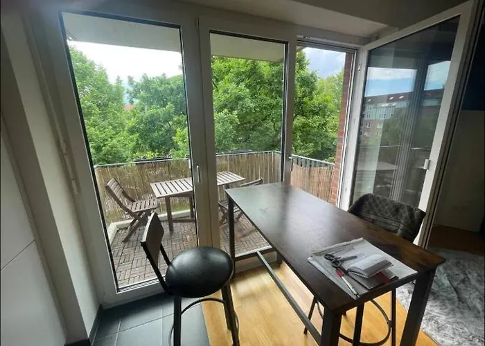 Apartament Modernes Neubauapartment Mit Balkon In Ruhiger Lage Nahe Dem Flughafen *
